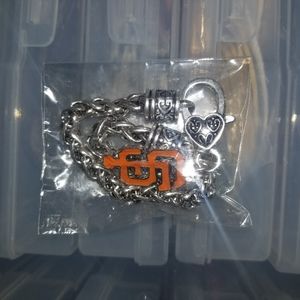 Giants bracelet